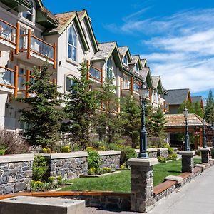 The Rundlestone Lodge